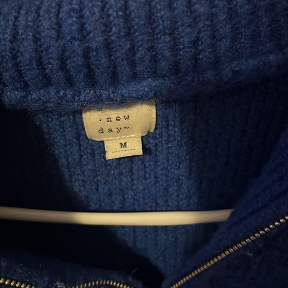 Cobalt blue sweater - Picture 2 of 3